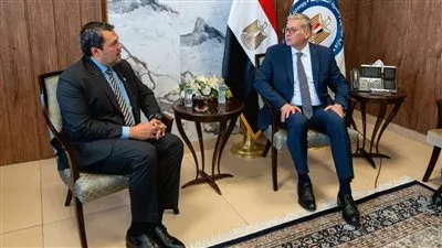 مباحثات مصرية - إماراتية لإنشاء منصة متخصصة لتطبيقات الذكاء الاصطناعي بقطاع البترول