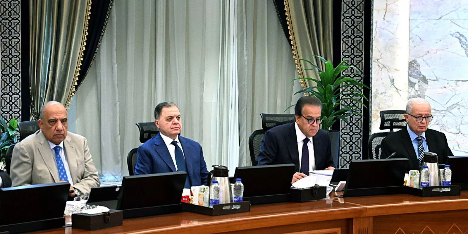 رئيس الوزراء يترأس الاجتماع الأسبوعي للحكومة