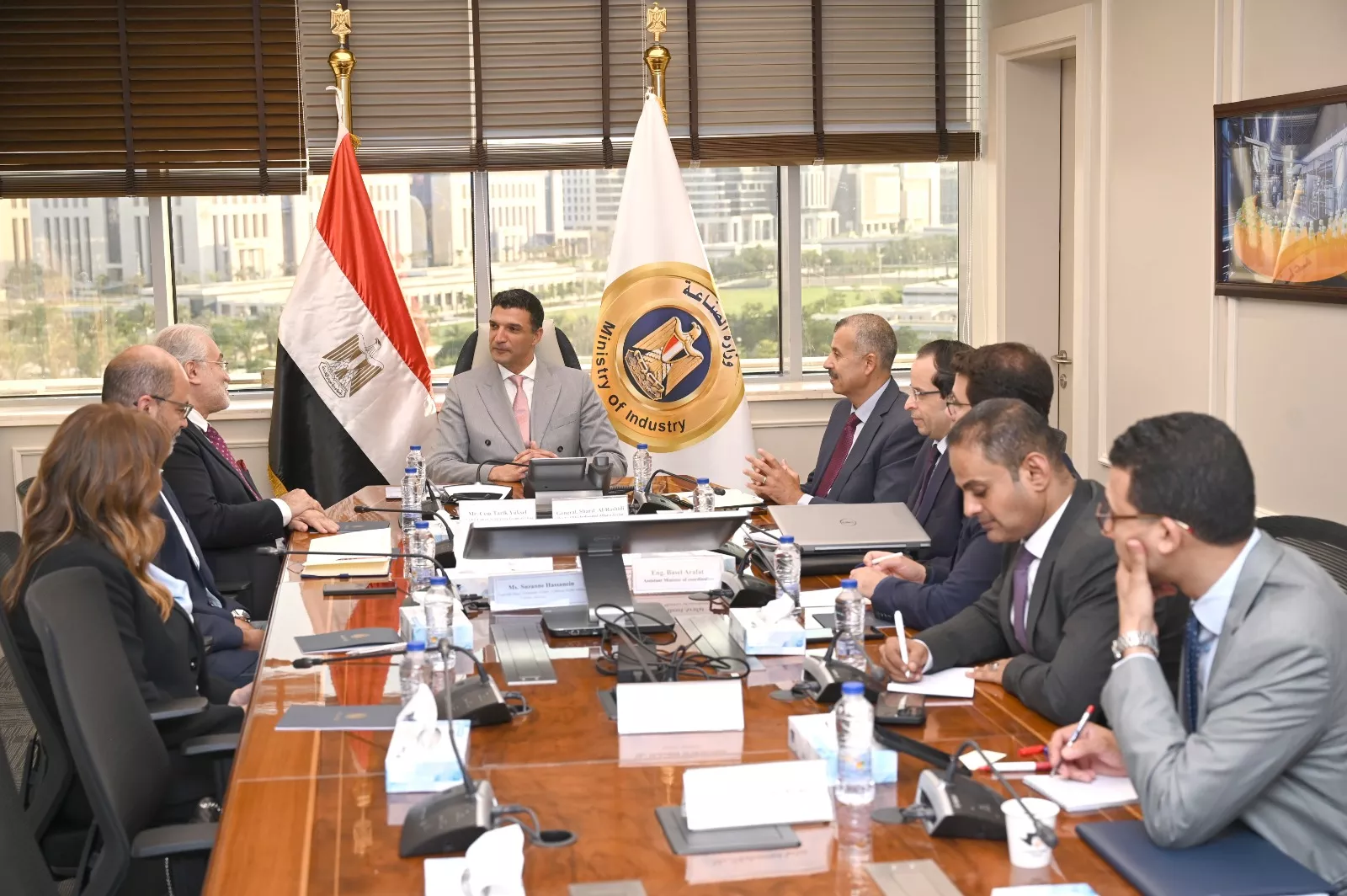 وزير الصناعة يجتمع مع رئيس شركة يونيليفر