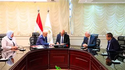 وزير «التعليم» يعتمد نتيجة الدبلومات الفنية للعام الدراسي 2025-2026