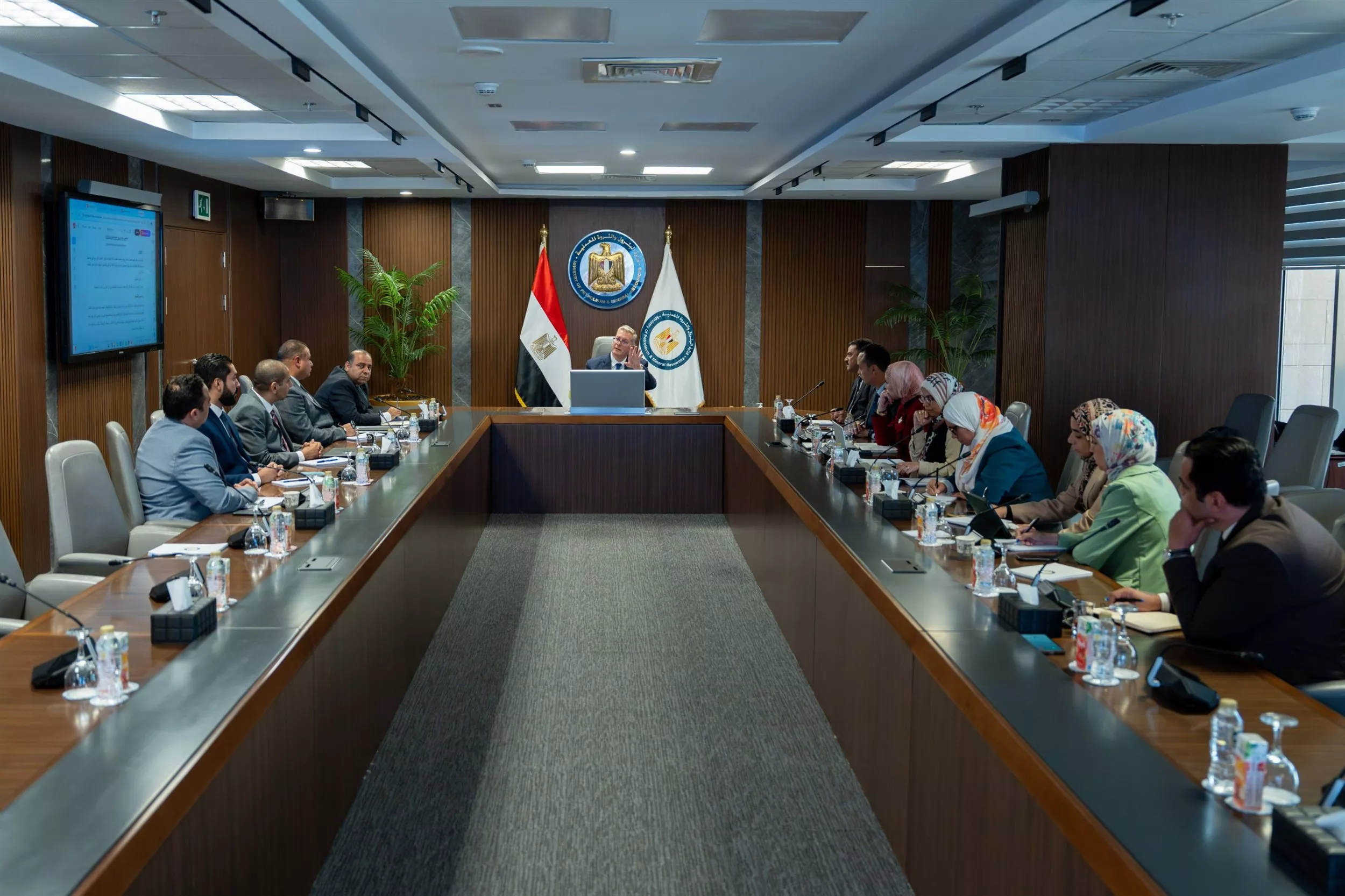 وزير البترول يتابع الإقبال على فرص الاستثمار التعديني بنظام القطاعات المفتوحة