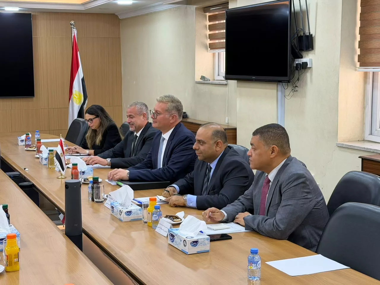 وزير البترول مع نظيره الأردني