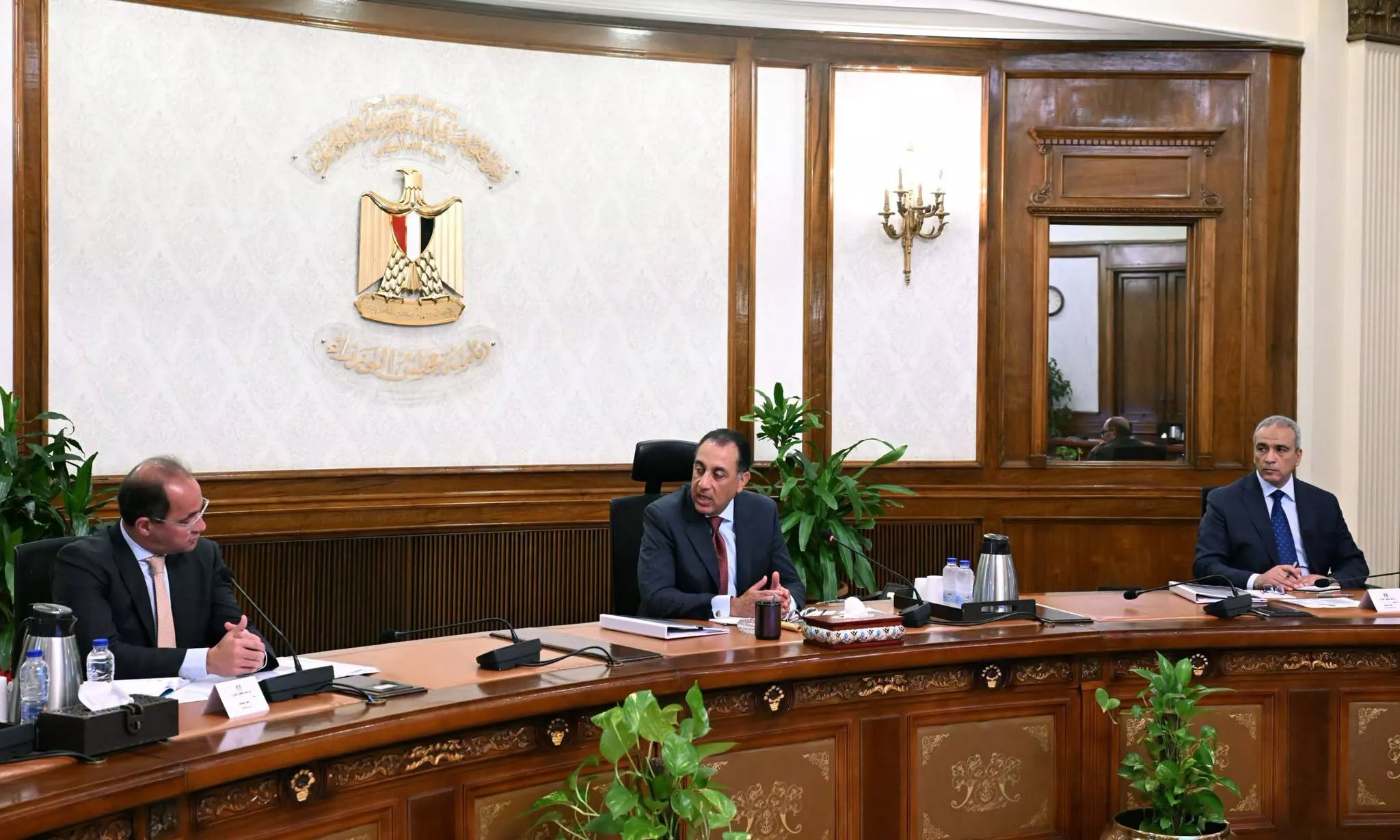 مدبولي يتابع مستجدات الموقف التنفيذي لمشروعات الطاقة الجديدة والمتجددة