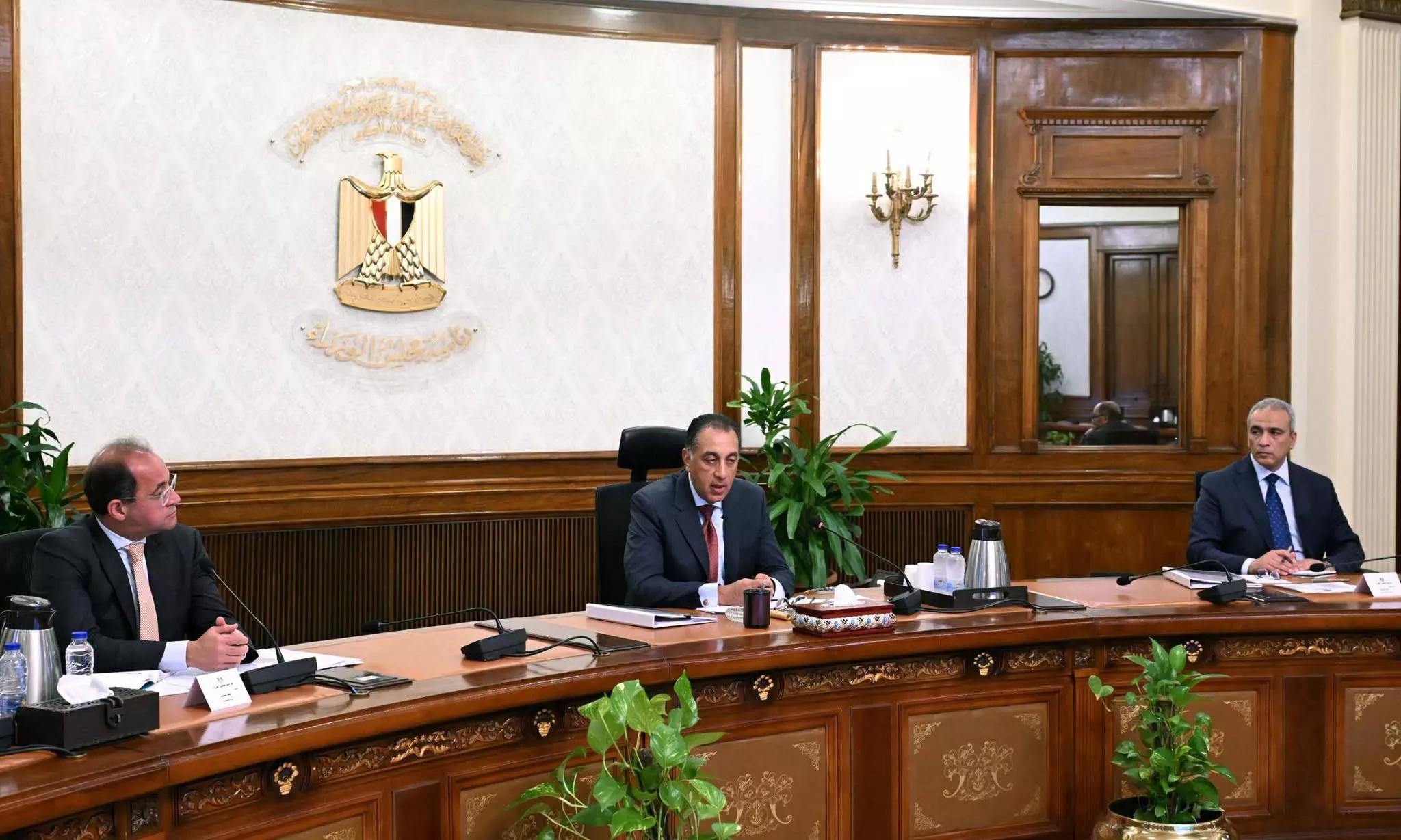 مدبولي يتابع مستجدات الموقف التنفيذي لمشروعات الطاقة الجديدة والمتجددة