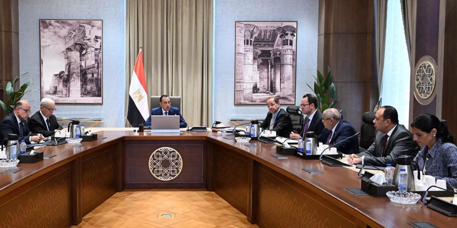 مدبولي يتابع مستجدات تنفيذ خطة تخارج الدولة من عدد من الشركات الحكومية