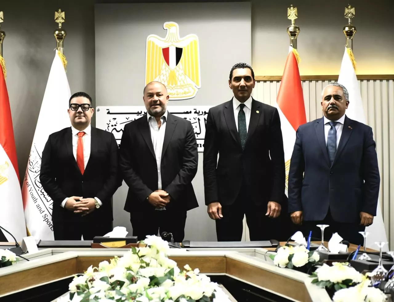 وزير الشباب والرياضة يشهد توقيع مذكرتي تفاهم بين الشرقية وإنبي