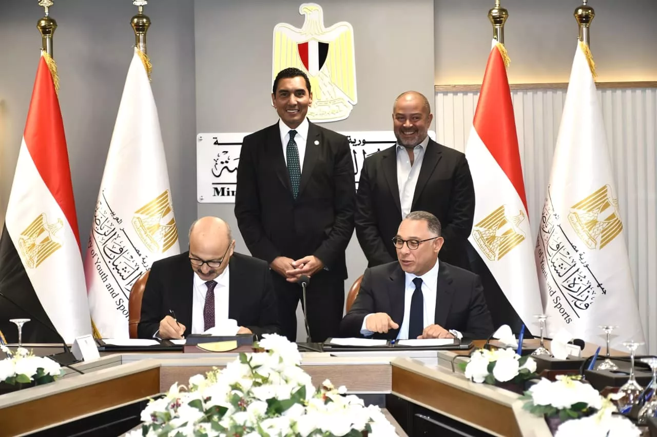 وزير الشباب والرياضة يشهد توقيع مذكرتي تفاهم بين الشرقية وإنبي