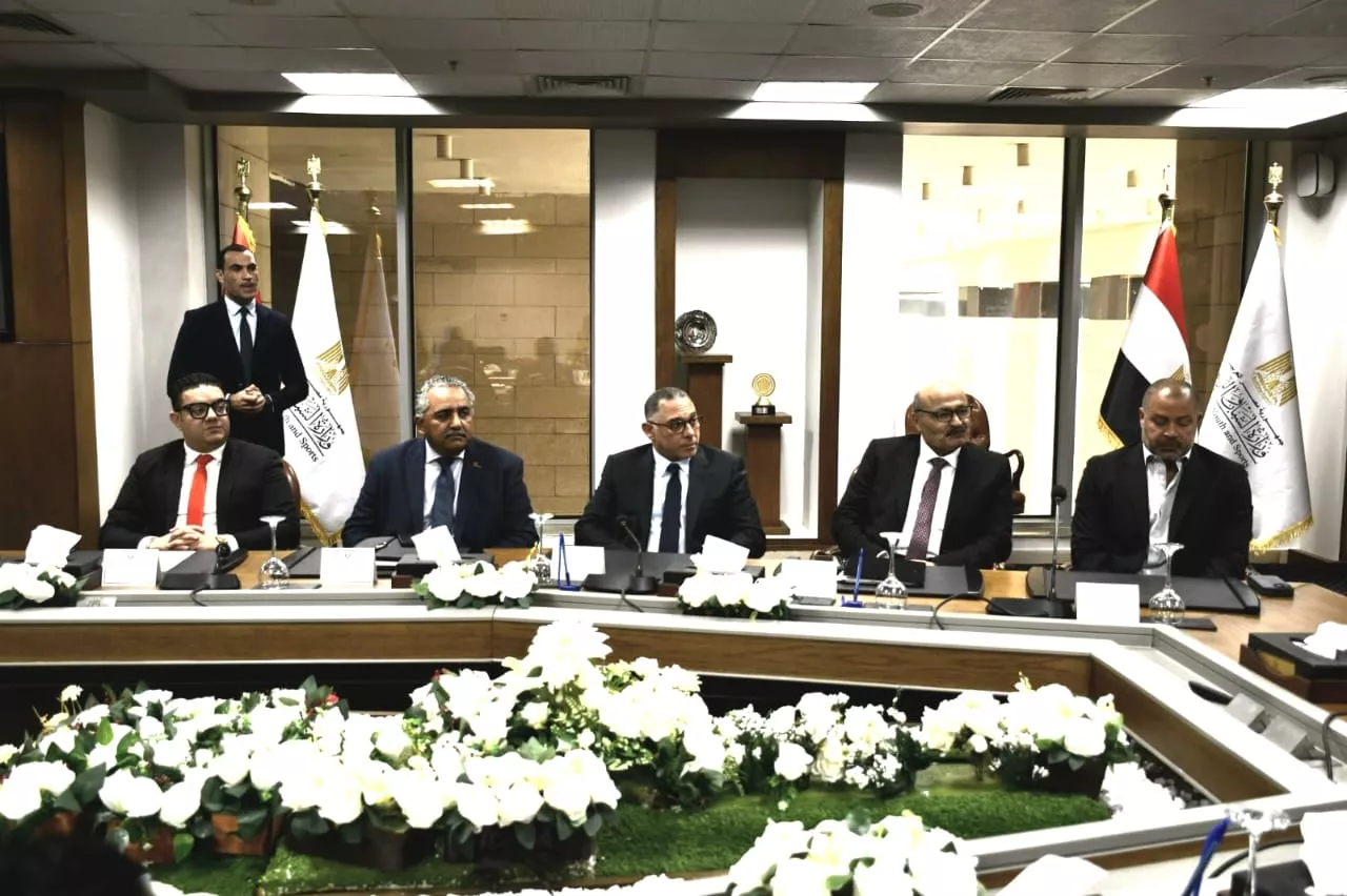 وزير الشباب والرياضة يشهد توقيع مذكرتي تفاهم بين الشرقية وإنبي