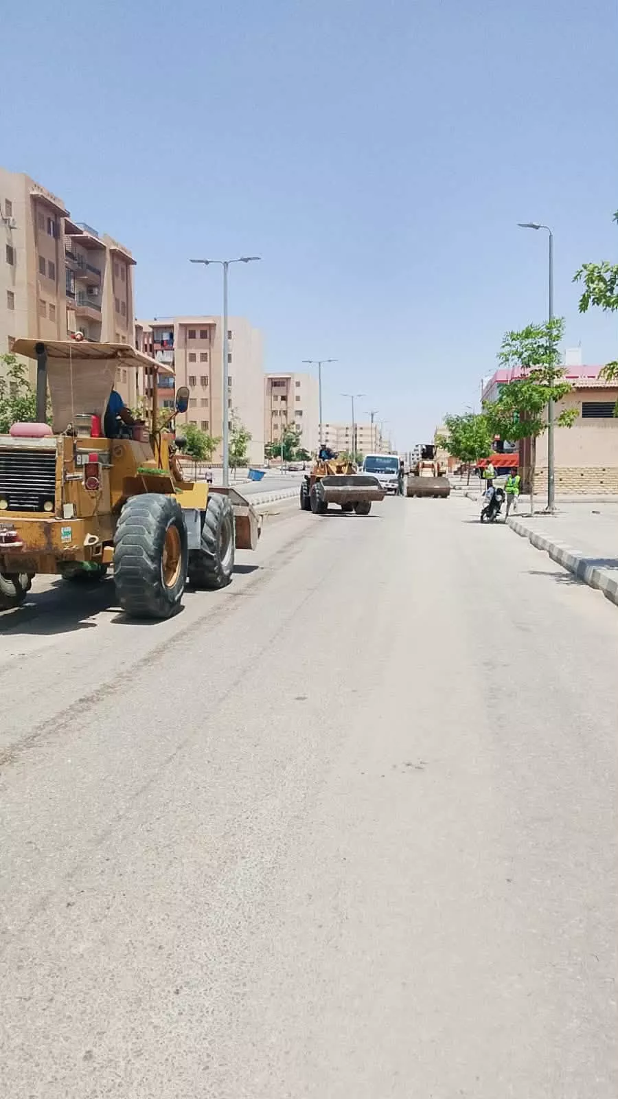 وزيرة الإسكان تتابع موقف عدد من المشروعات بالعبور الجديدة