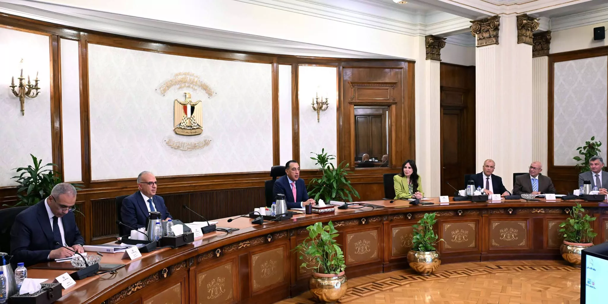 مدبولي يتابع عدد من الملفات المشتركة بين الإسكان والرى