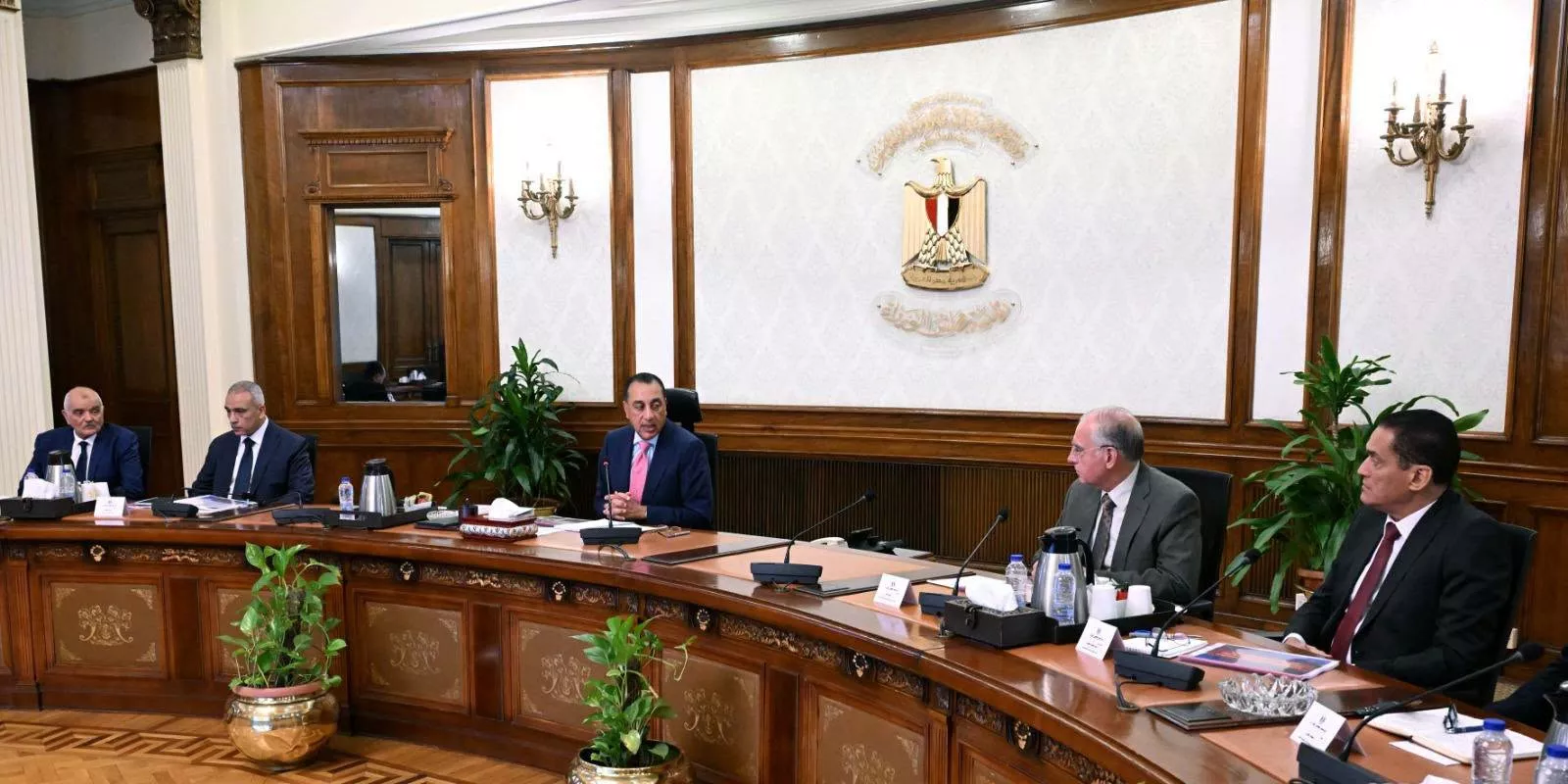 رئيس الوزراء يتابع مستجدات مشروع الأجهزة التعويضية