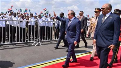 الرئيس السيسي يصل مدينة دار السلام عاصمة تنزانيا
