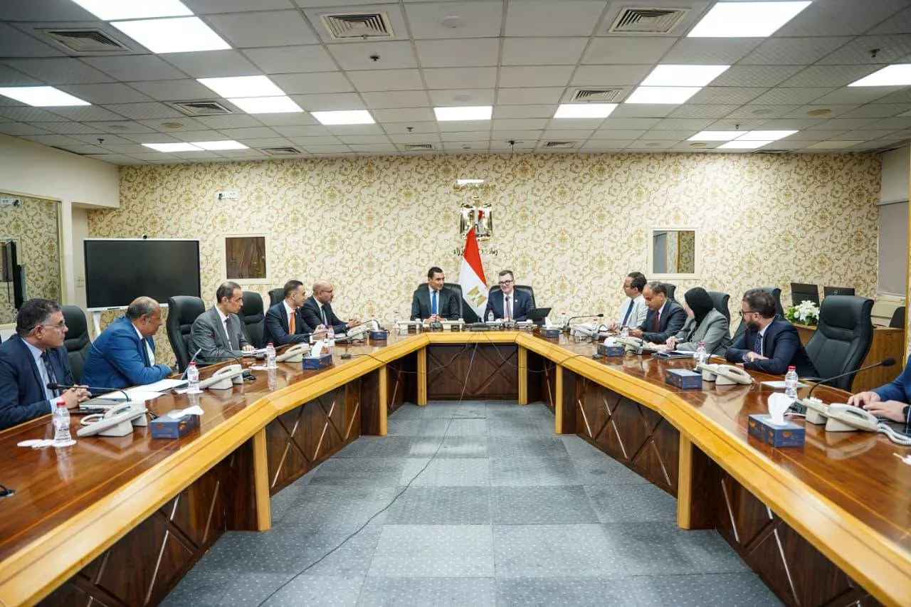 وزيرا التخطيط والشباب يبحثان الآليات التنفيذية لإطلاق مشروع اقتصاد الشباب