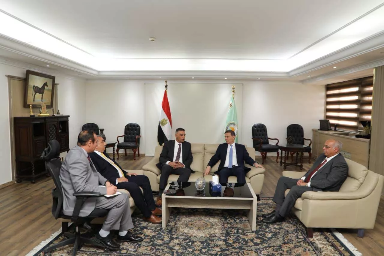 وزير الزراعة يجتمع مع محافظ جنوب سيناء