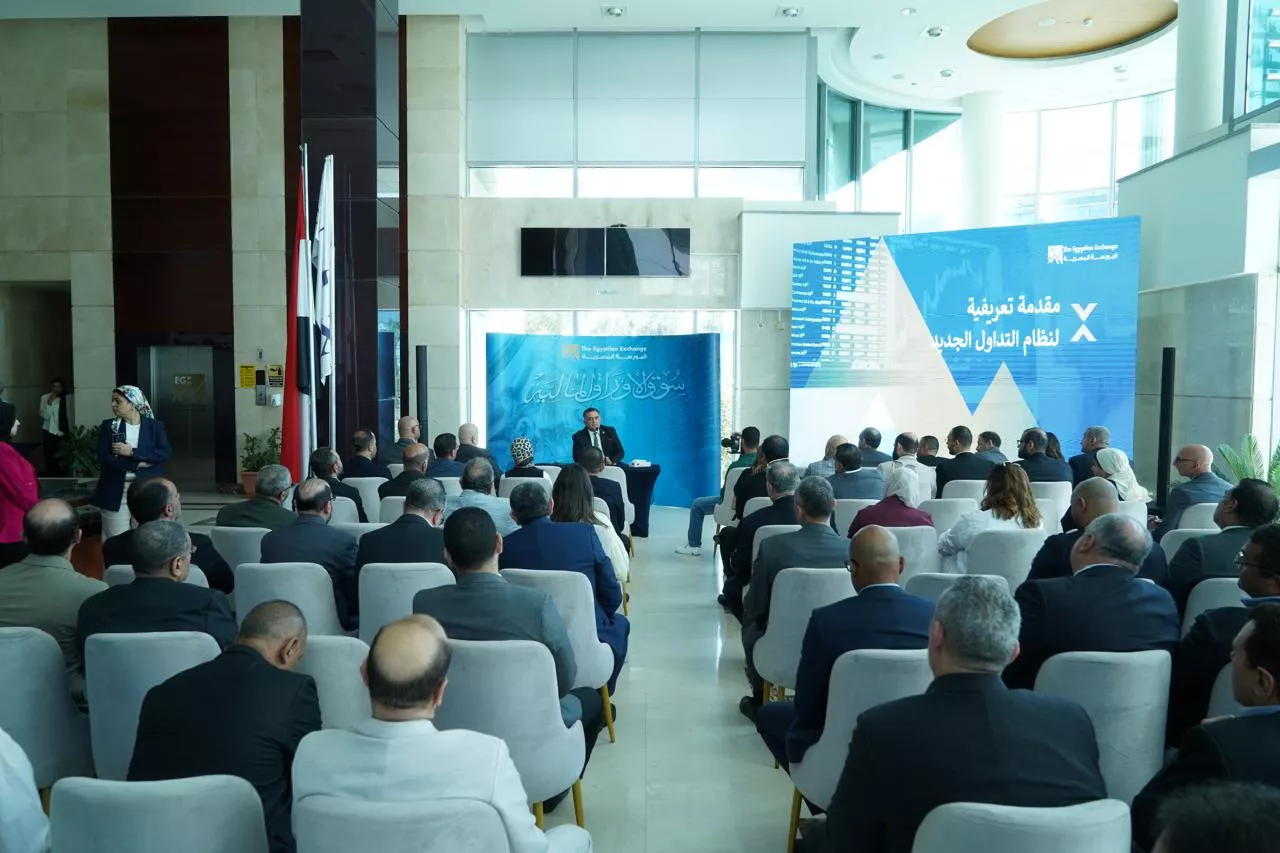 رئيس البورصة يبحث مع شركات السمسرة تعزيز كفاءة السوق