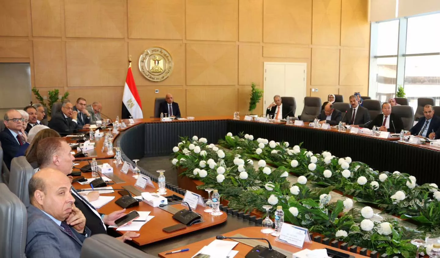 عصمت يتابع تنفيذ خطة عمل رفع كفاءة استخدام الطاقة الكهربائية