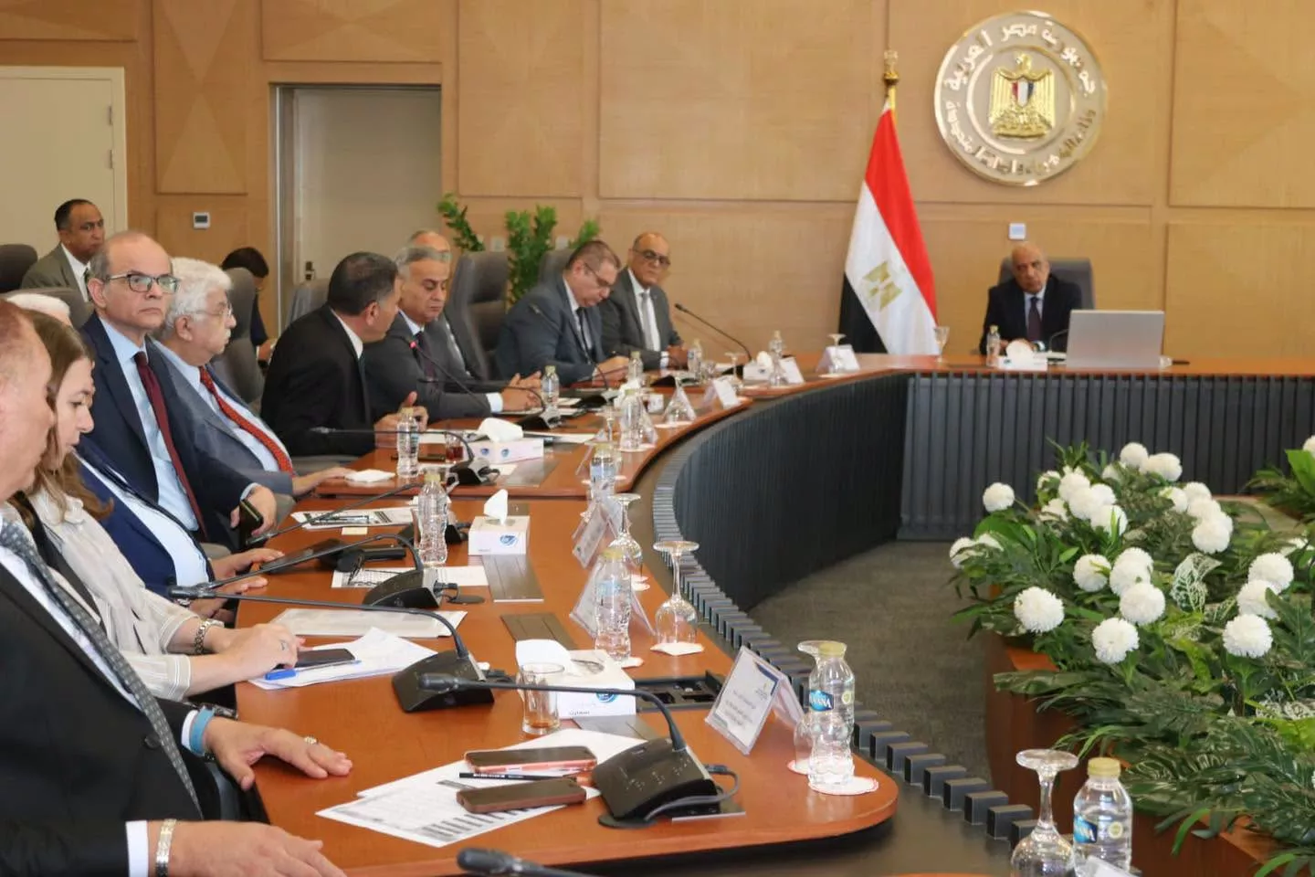 عصمت يتابع تنفيذ خطة عمل رفع كفاءة استخدام الطاقة الكهربائية