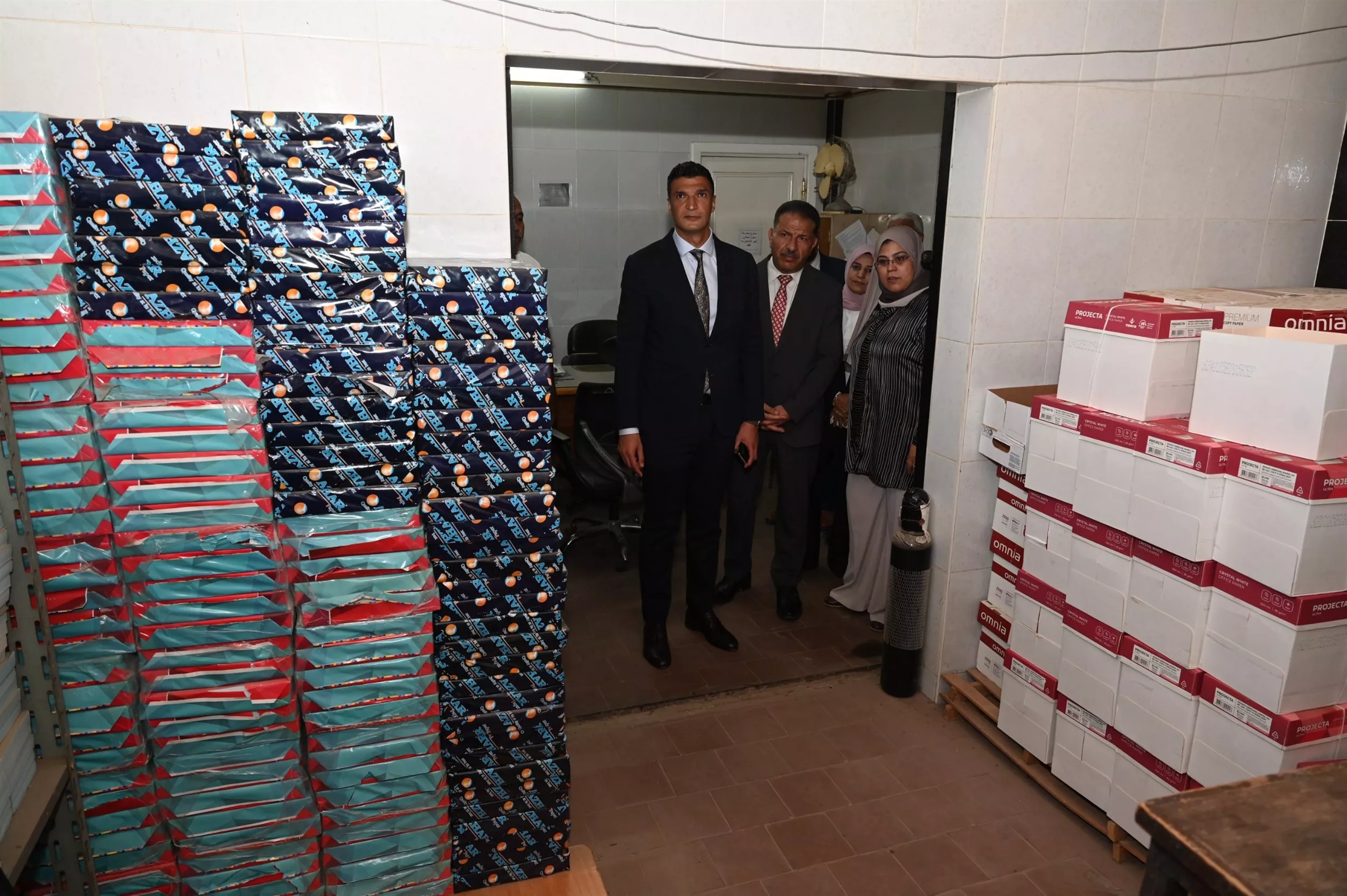 وزير الصناعة يتفقد مقر مصلحة الرقابة الصناعية