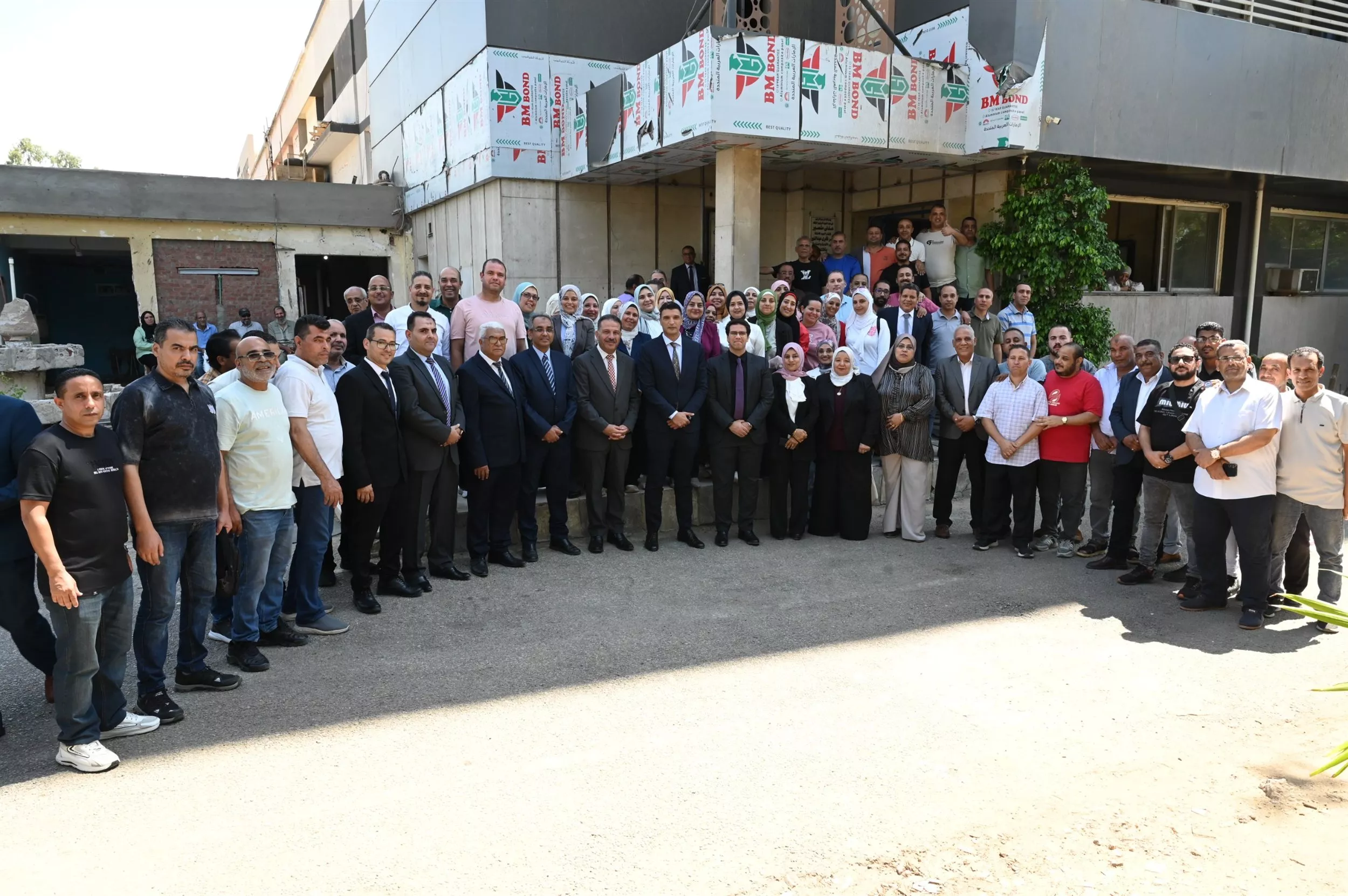 وزير الصناعة يتفقد مقر مصلحة الرقابة الصناعية