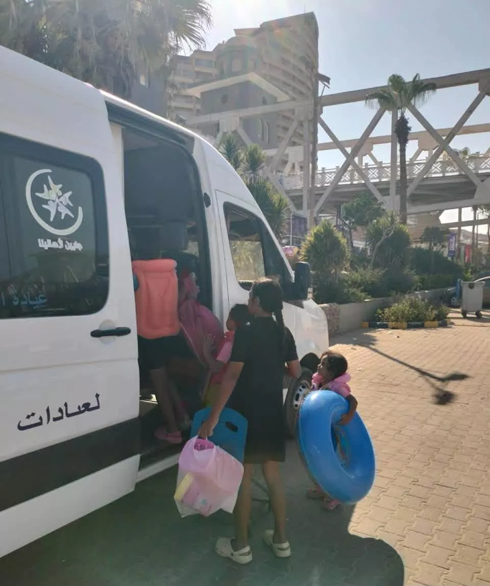 الصحة تقدم أكثر من 13 ألف خدمة طبية مجانية للمصطافين بالمدن الساحلية