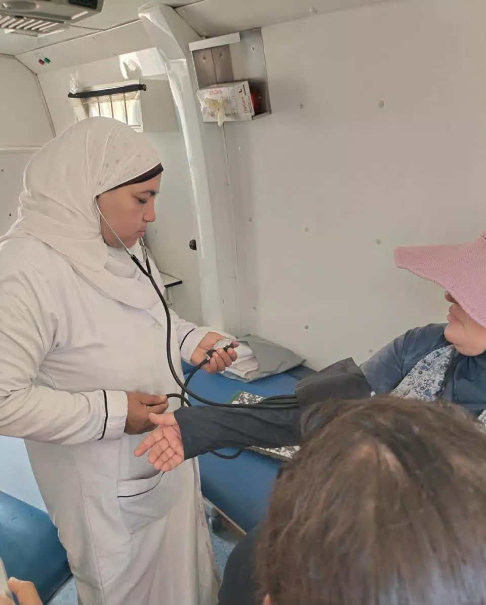 الصحة تقدم أكثر من 13 ألف خدمة طبية مجانية للمصطافين بالمدن الساحلية