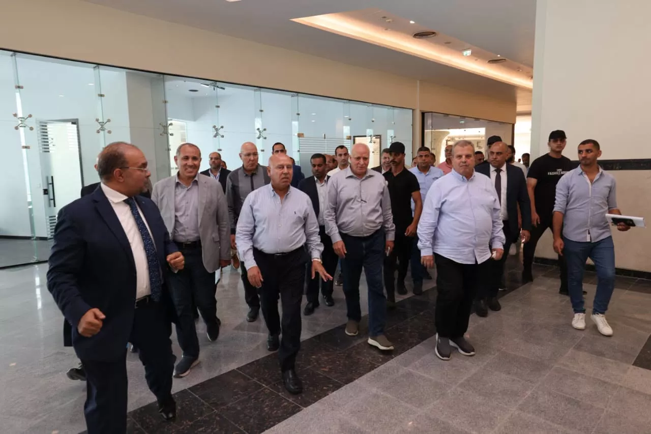 وزير النقل يتفقد محطة قطارات صعيد مصر ببشتيل