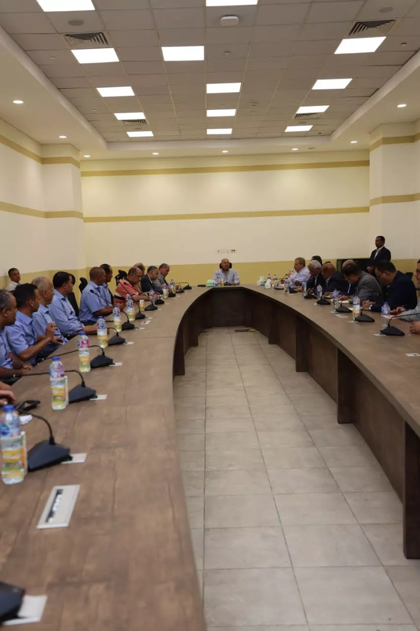 وزير النقل يتفقد محطة قطارات صعيد مصر ببشتيل