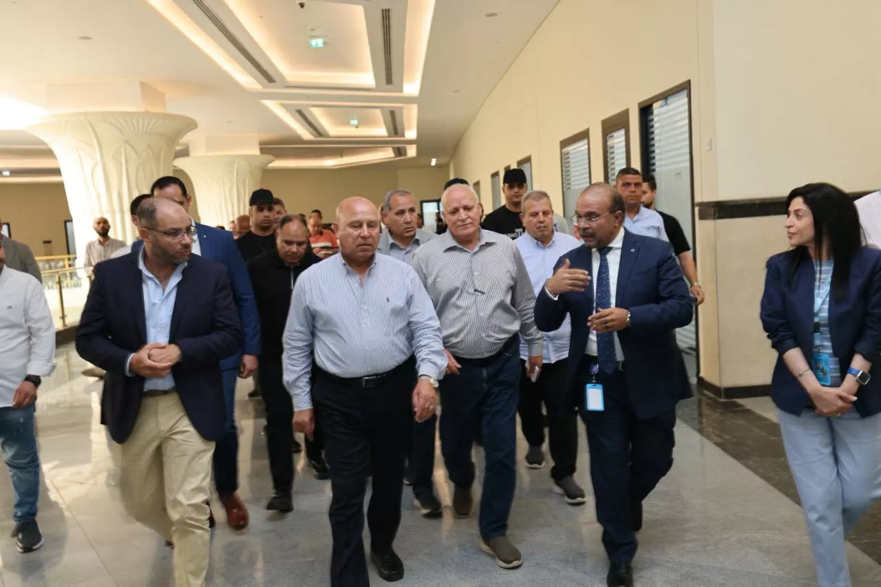 وزير النقل يتفقد محطة قطارات صعيد مصر ببشتيل