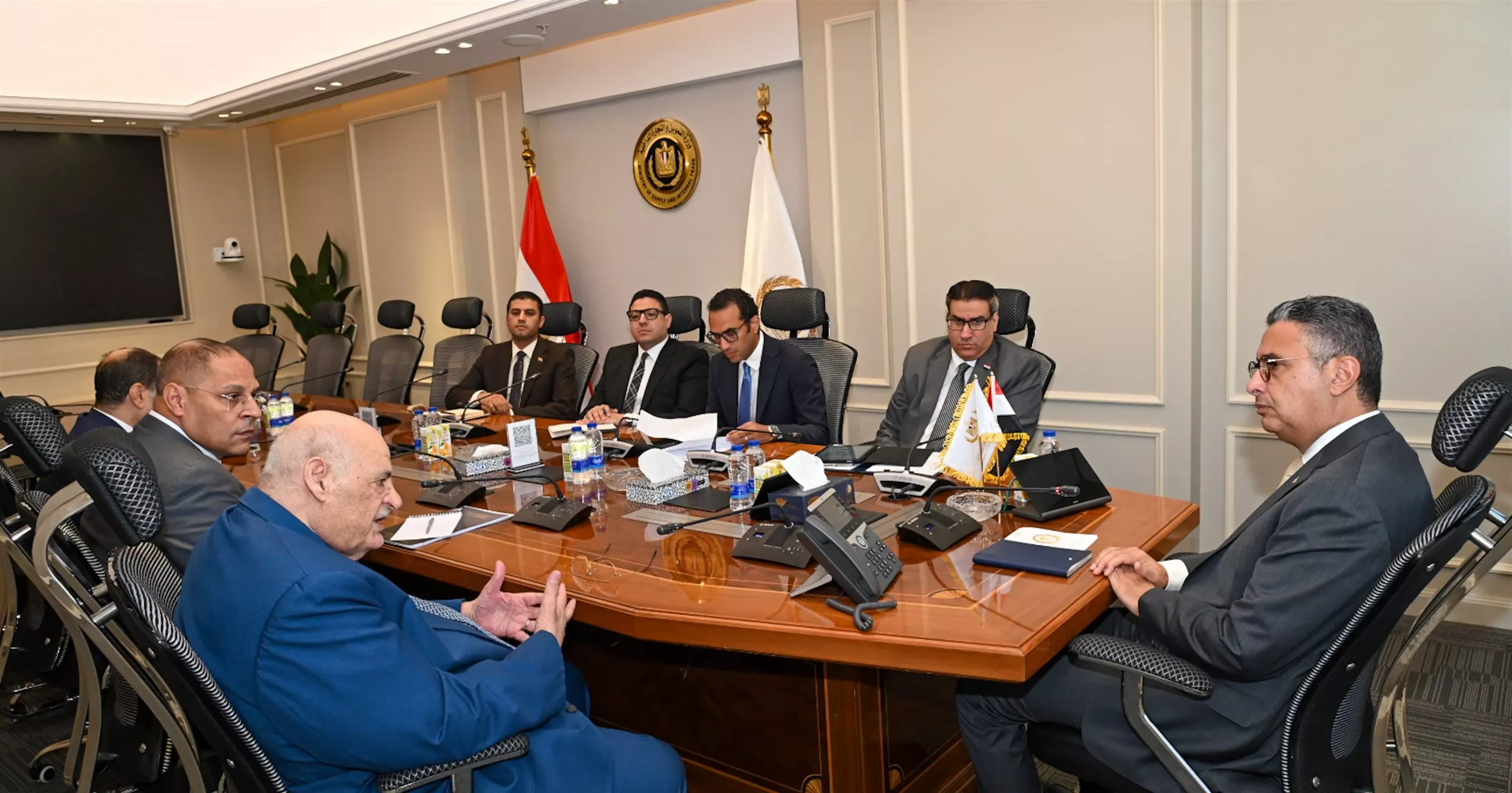 وزير التموين يلتقي رئيس الشعبة العامة للمخابز