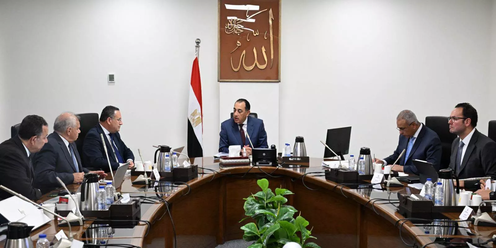 رئيس الوزراء يُتابع جهود تطوير منظومة التعليم