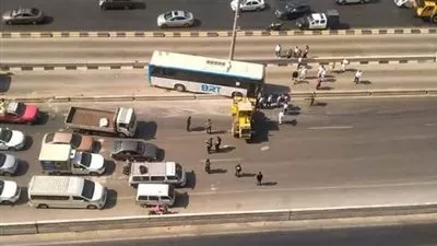 وزارة النقل تكشف تفاصيل حادث الأتوبيس الترددي بمنطقة الخصوص