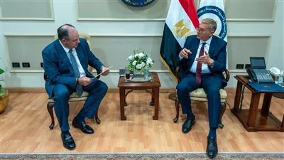  وزير «البترول» يبحث التعاون مع «أباتشي» في خطط الاستكشاف والإنتاج بالصحراء الغربية 