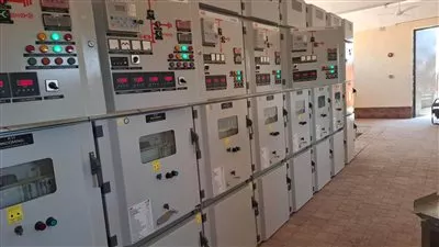 إطلاق التيار الكهربائي بالموزع الثالث في المنطقة الصناعية بمدينة العاشر من رمضان