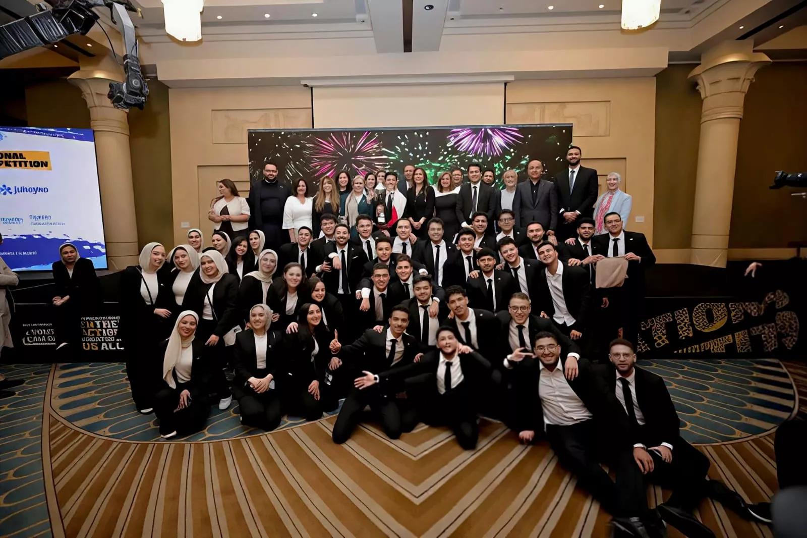 البنك الأهلي يشارك في نهائيات Enactus Egypt لاختيار الفريق الذي يمثل مصر في الخارج 
