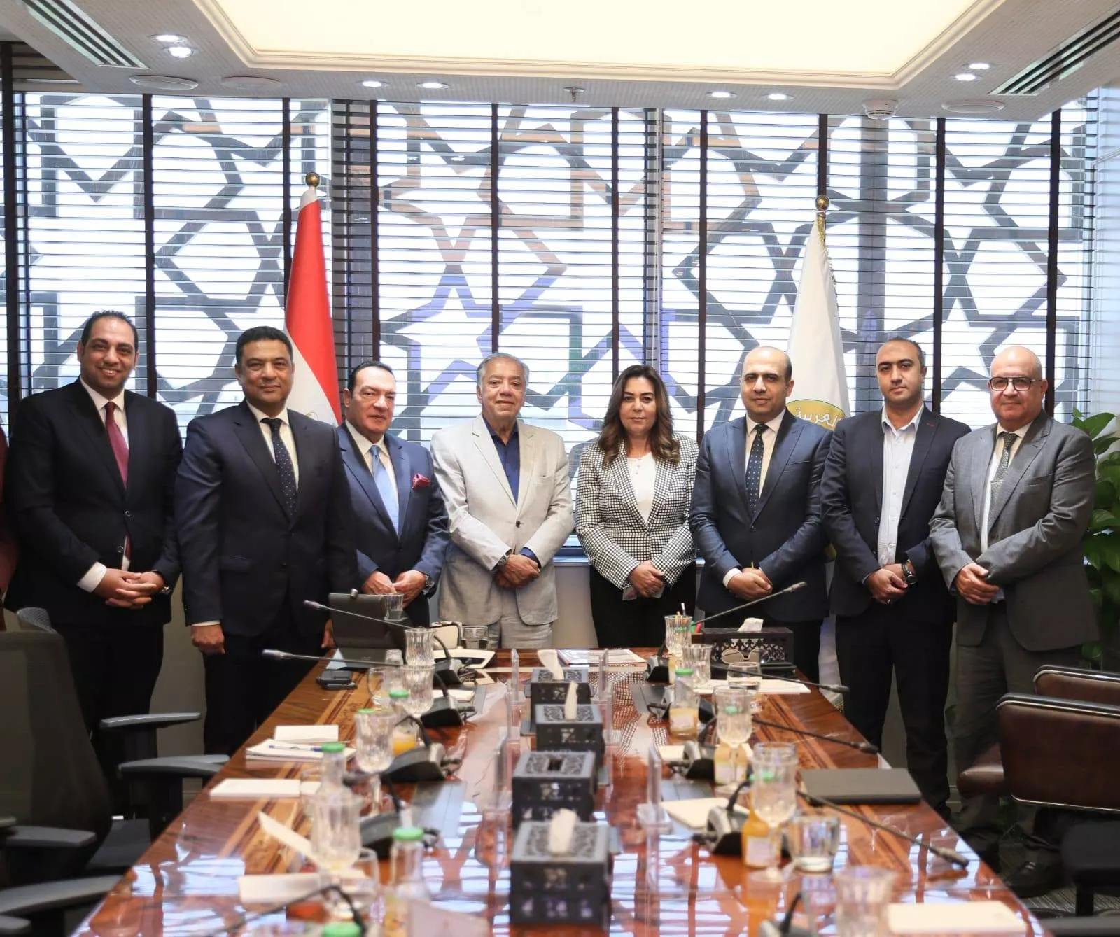 وزيرة التنمية المحلية والبيئة تجتمع مع رئيس غرفة الصناعات الكيماوية
