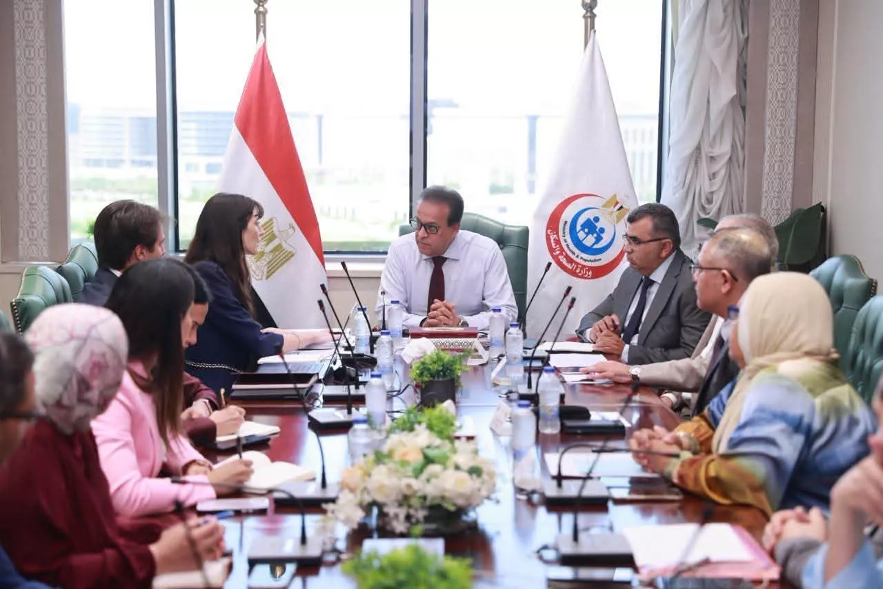 وزير الصحة يستقبل وفد مجموعة سان دوناتو الإيطالية