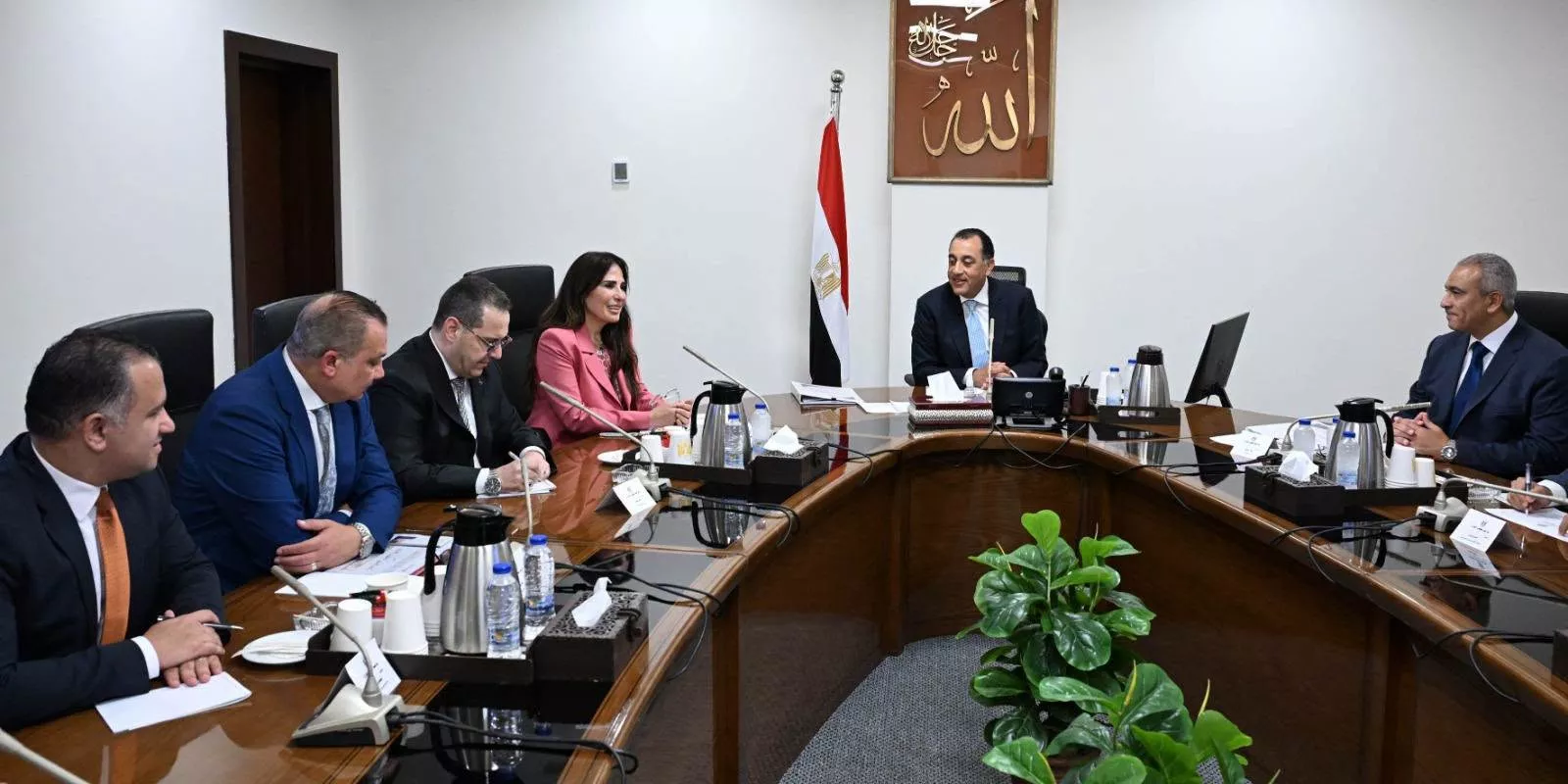 مدبولي يستعرض مقترح مشروع قانون الاتحاد المصري للمطورين العقاريين