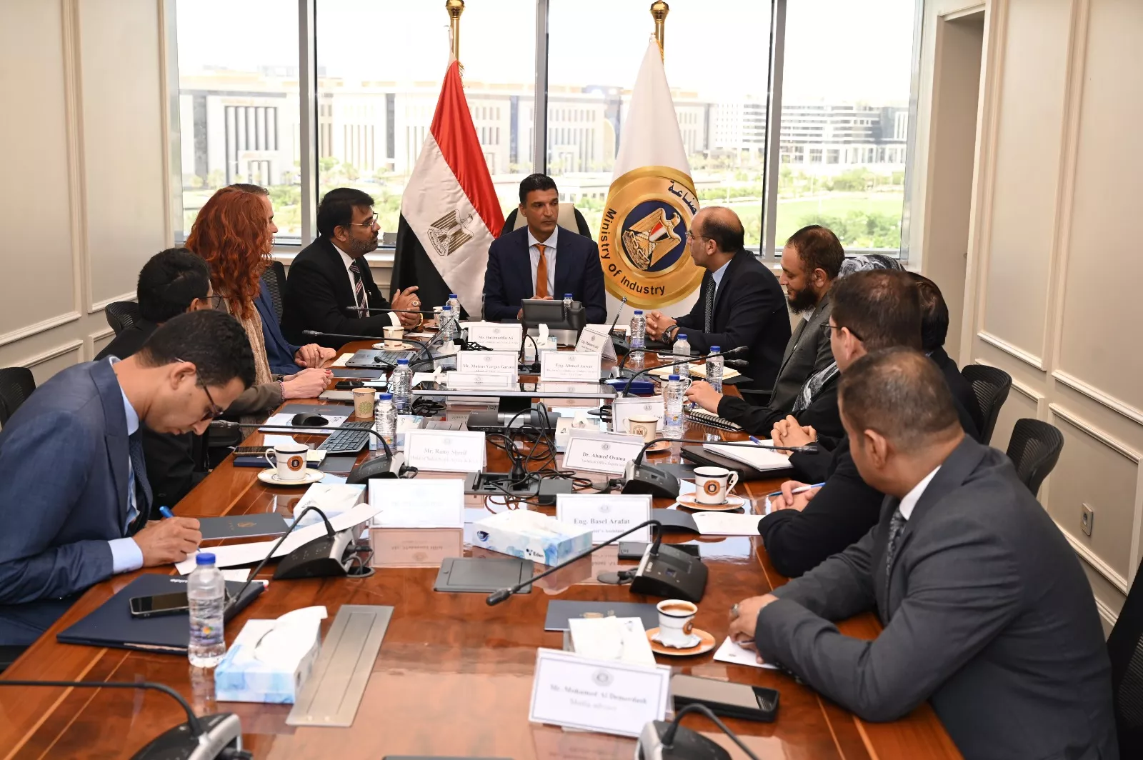 وزير الصناعة يجتمع مع ممثلي شركة RHI Magnesita النمساوية