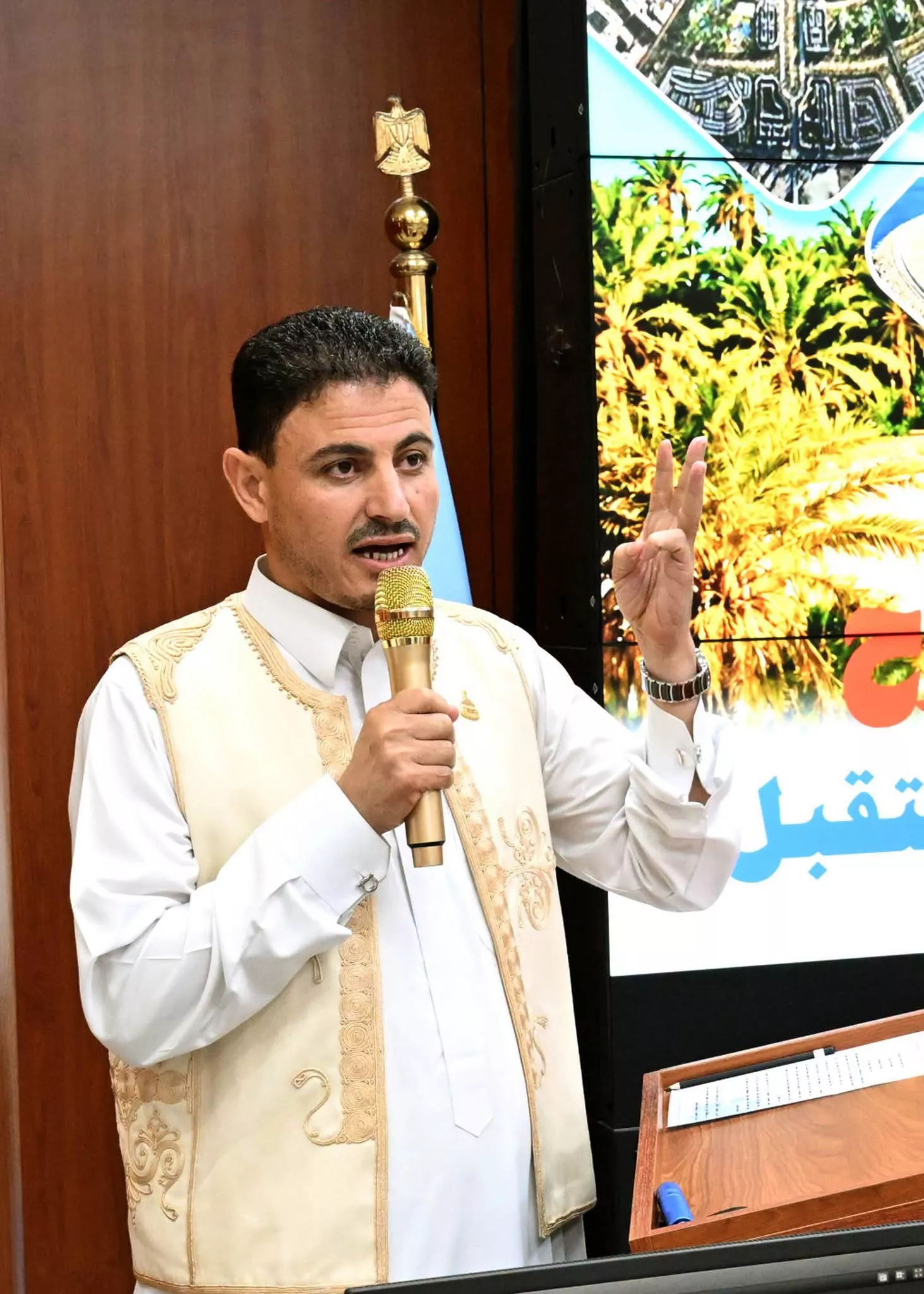 مدبولي يتابع منظومة الطوارئ ومشروعات التنمية في مطروح