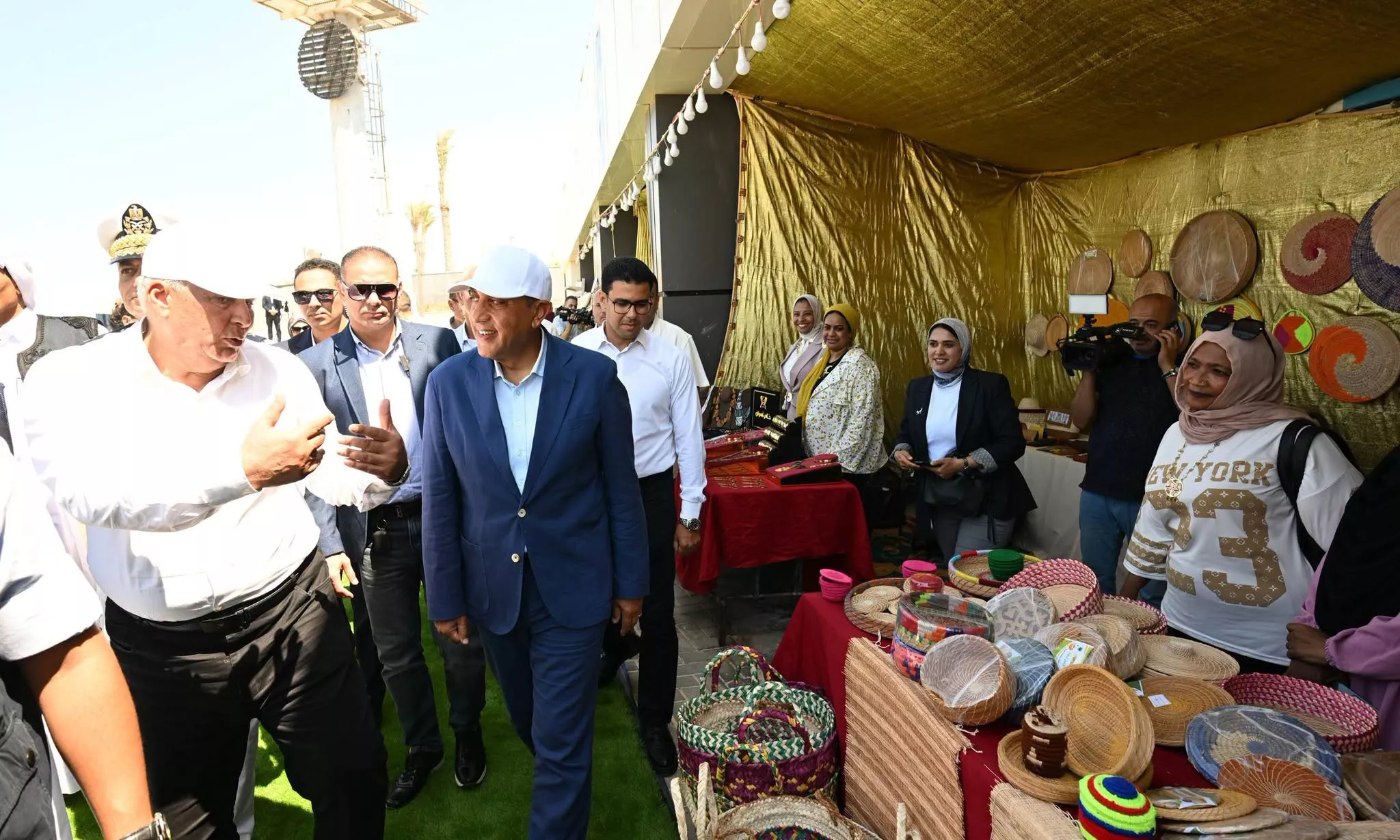 رئيس الوزراء يفتتح كورنيش 30 يونيو المطور
