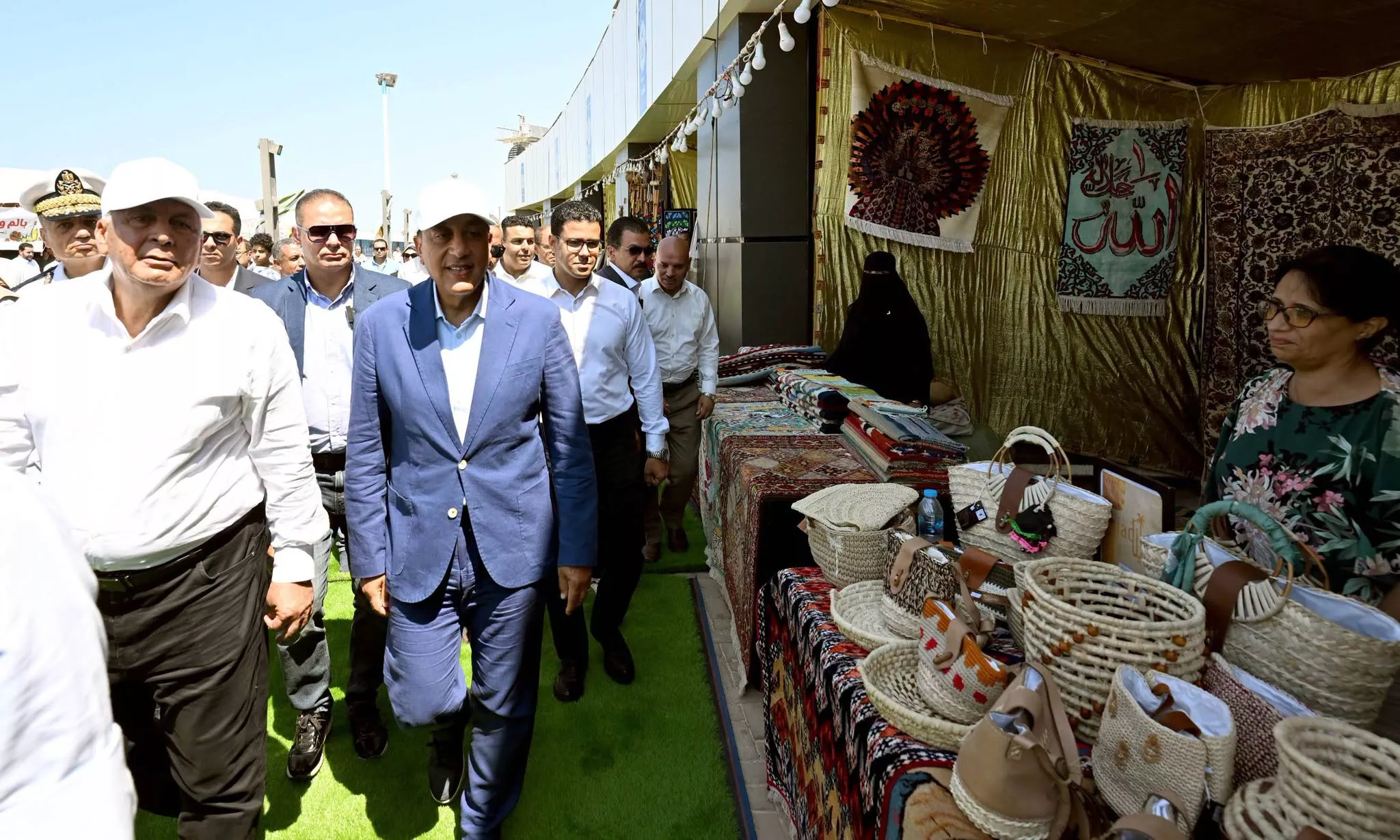 رئيس الوزراء يفتتح كورنيش 30 يونيو المطور