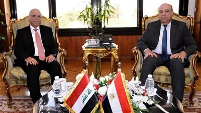مصر والعراق تبحثان سبل التعاون وتبادل الخبرات في مجال الطيران المدني