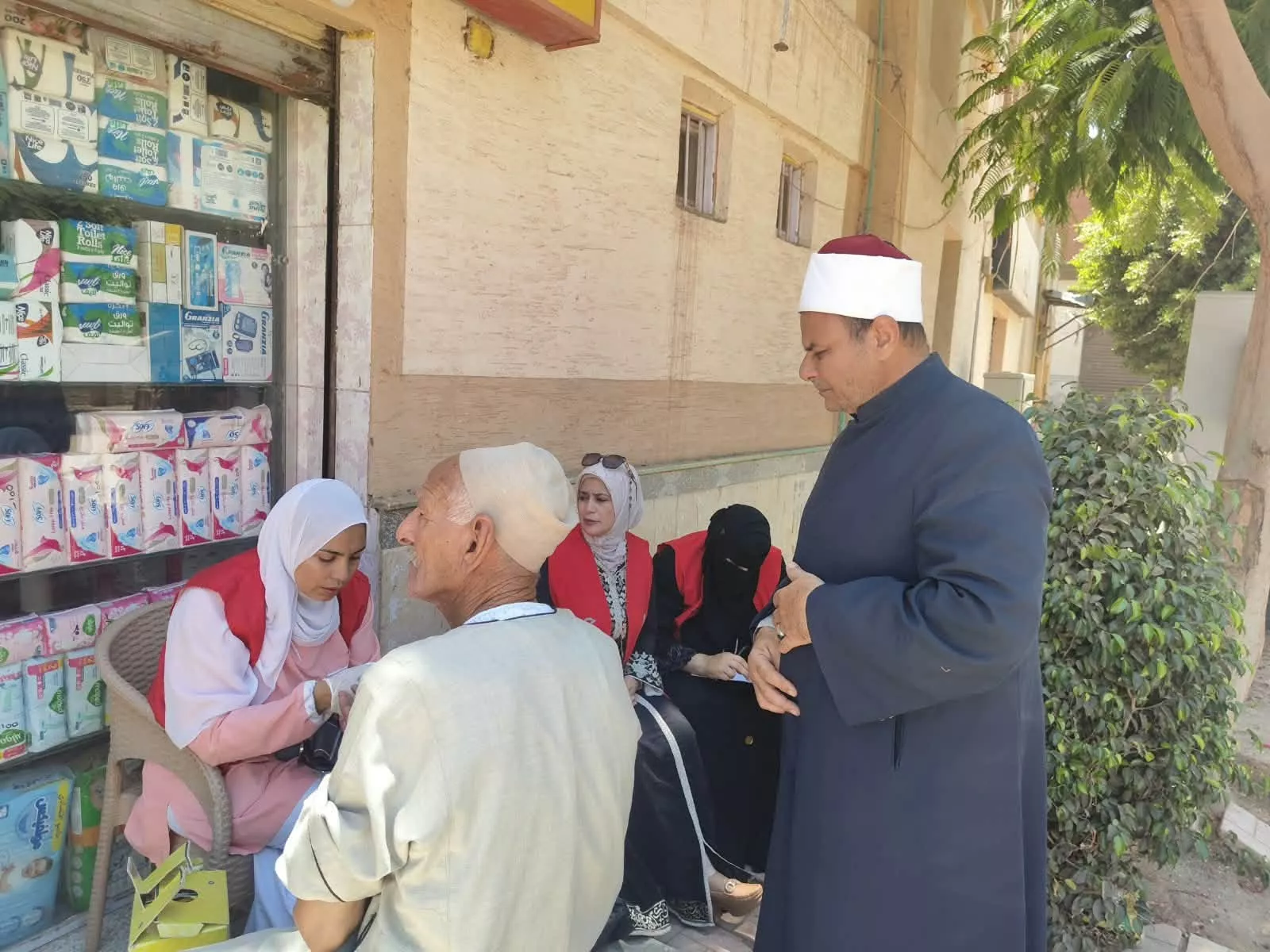 حملة 100 يوم صحة تقدم نحو 11 مليون خدمة طبية مجانية