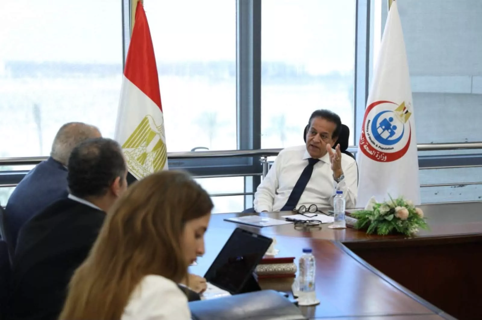 وزير الصحة يبحث التوسع في جراحات استبدال المفاصل