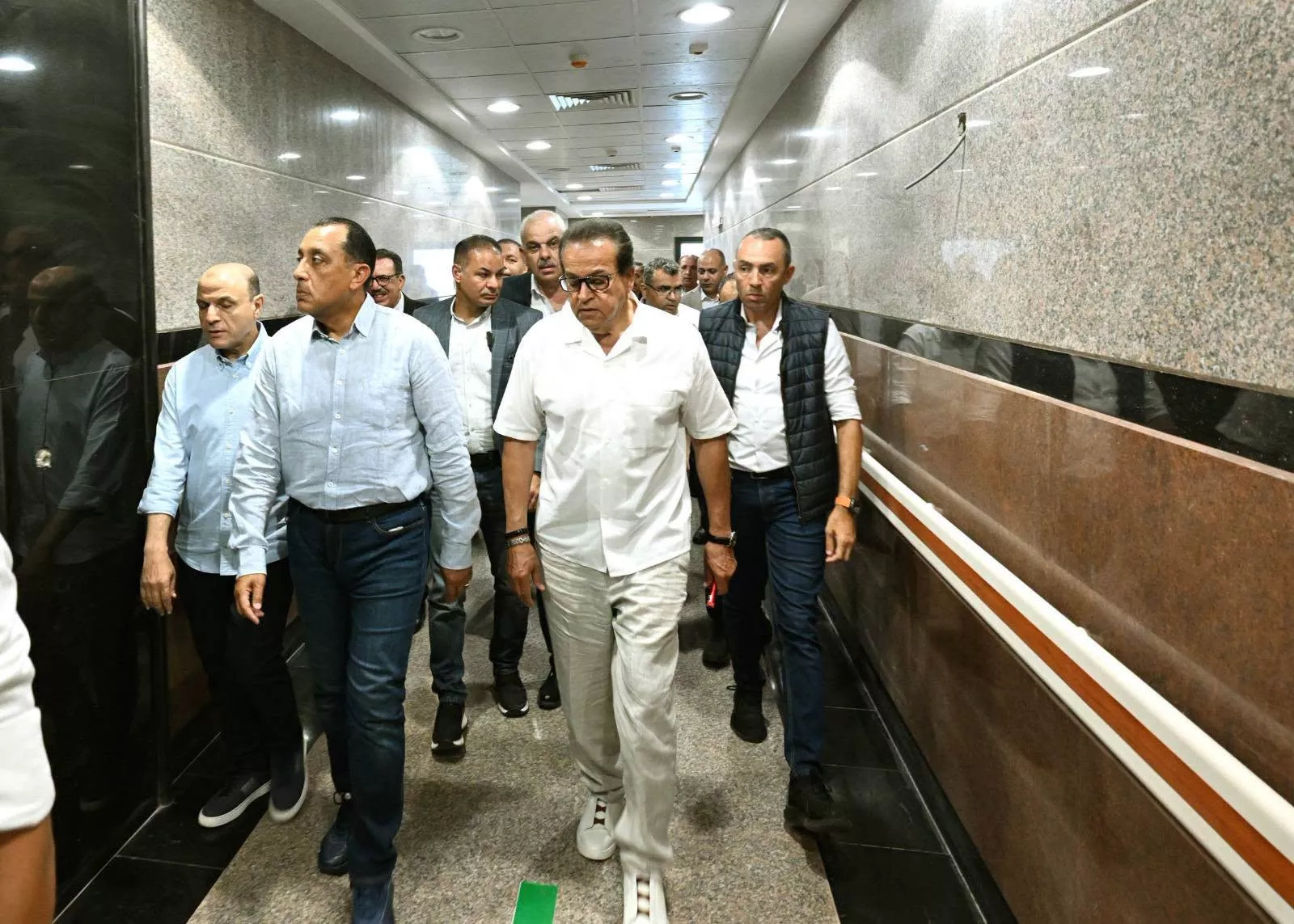 رئيس الوزراء يتفقد مشروع مستشفى السنطة المركزي الجديد
