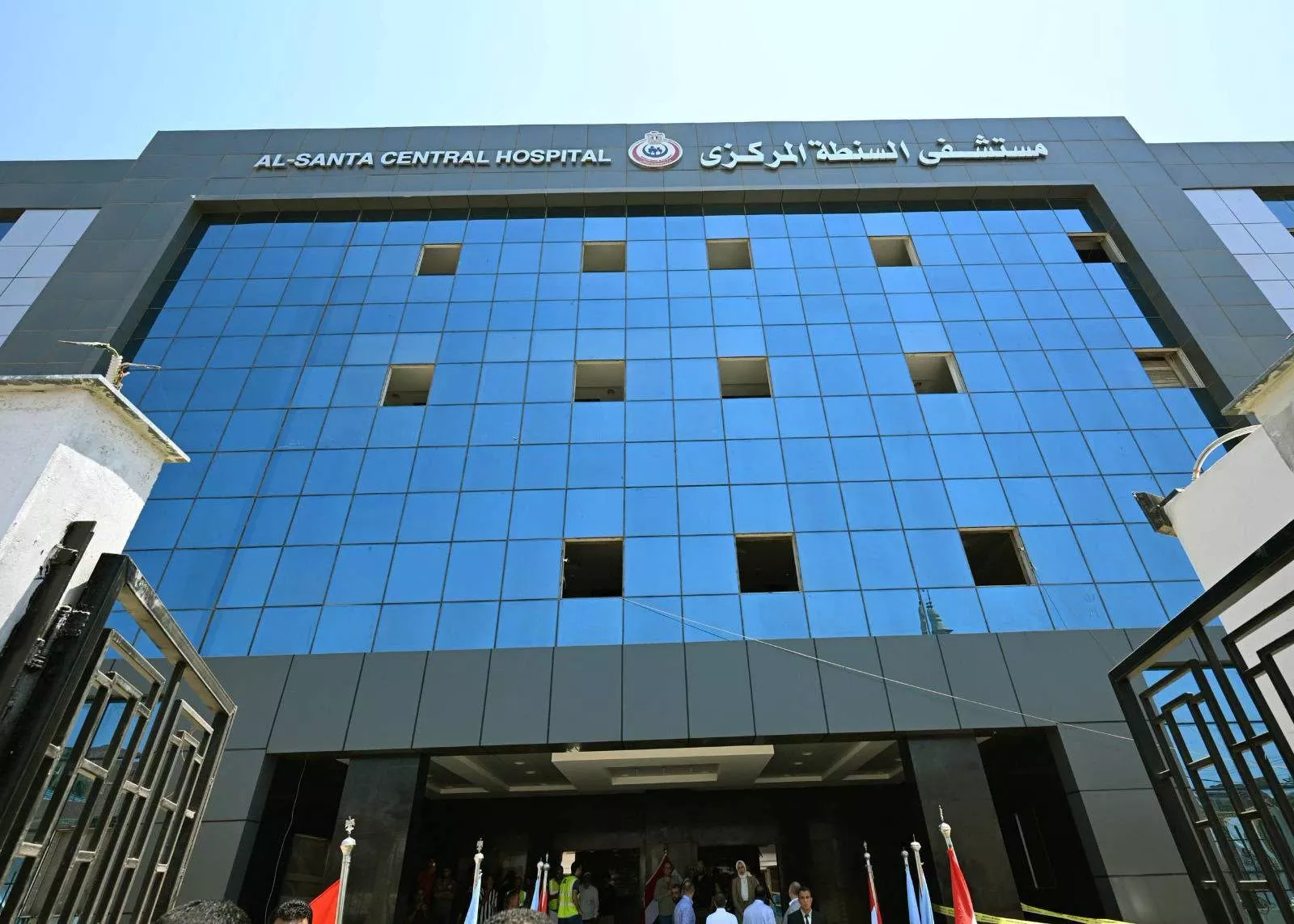 رئيس الوزراء يتفقد مشروع مستشفى السنطة المركزي الجديد