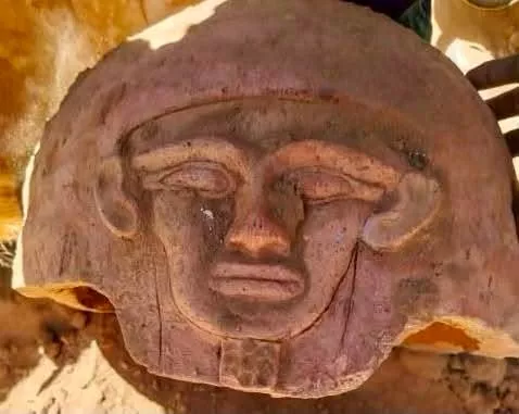 الكشف عن ثلاث مقابر مختلفة بالواحات البحرية