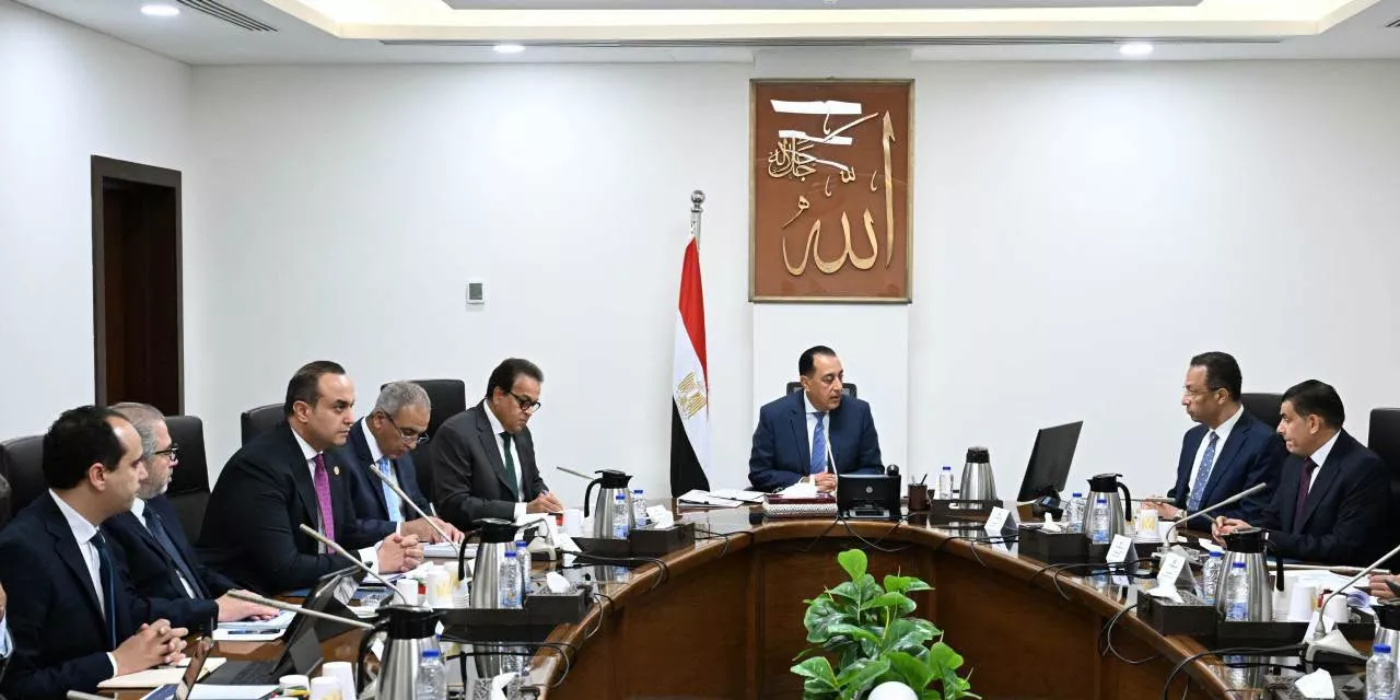 مدبولي يتابع مستجدات ميكنة منظومة التأمين الصحي