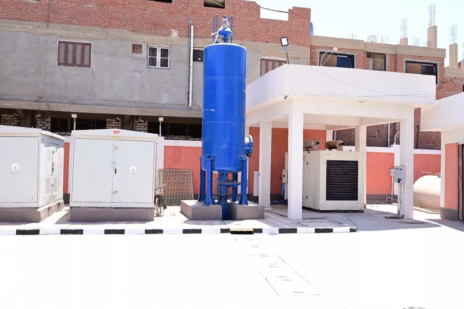 وزيرة الإسكان تتابع مشروعات مياه الشرب والصرف بحياة كريمة