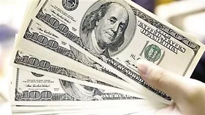 ارتفاع سعر الدولار أمام الجنيه في البنوك المصرية